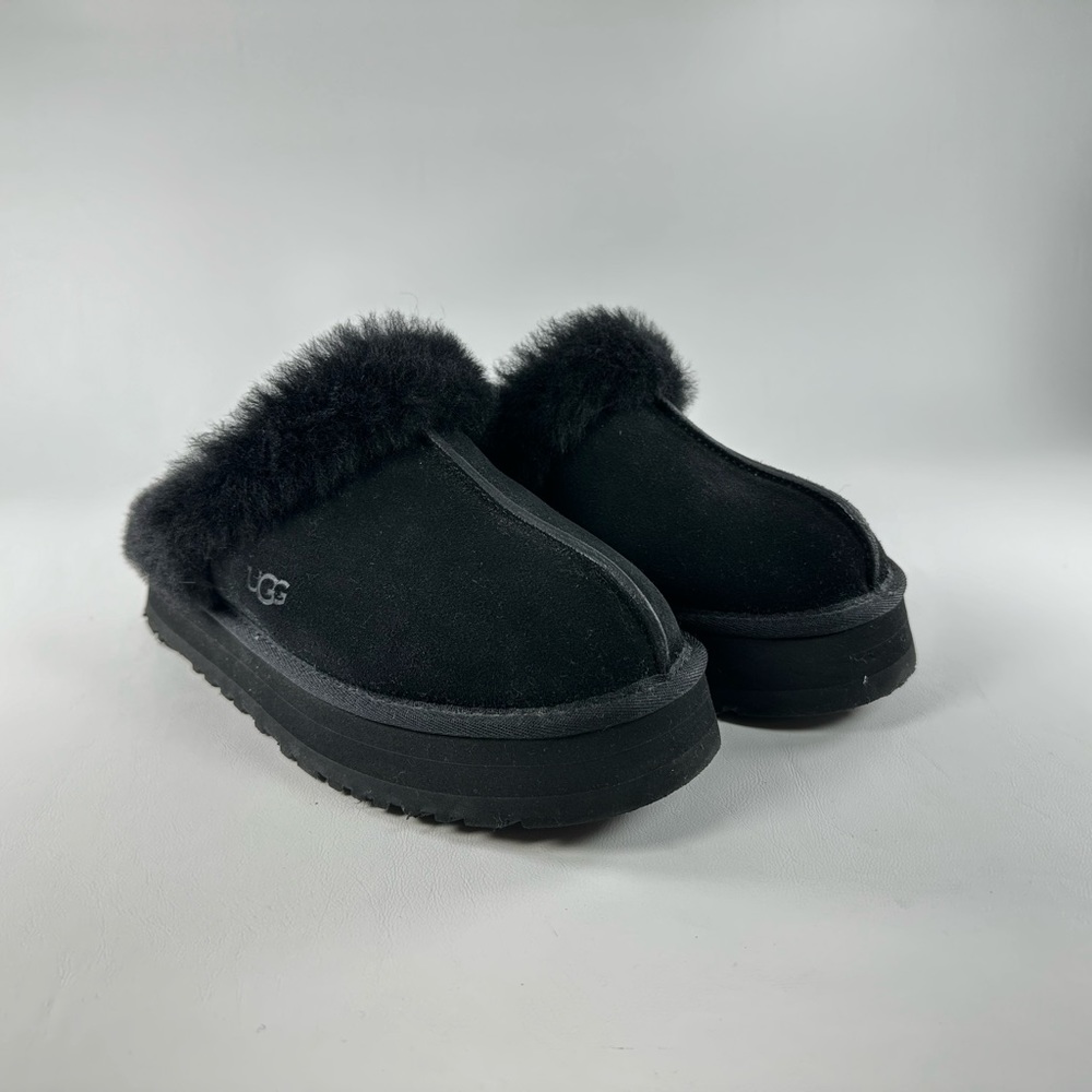 UGG women’s Disquette Slipper — Black Size 7